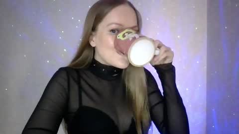 Snapshot of dixie_bangbang chatting on 03/19/26, 01:26 dixie_bangbang online show from 03/19/26, 01:26