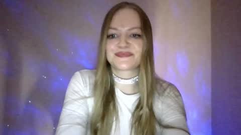 Snapshot of dixie_bangbang chatting on 05/21/26, 05:42 dixie_bangbang online show from 05/21/26, 05:42
