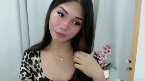 Snapshot of dixie_cutie chatting on 11/12/25, 03:56 Dixie online show from 11/12/25, 03:56