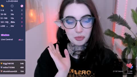 dixipixi_ online show from 01/24/25, 11:48