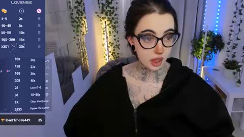 dixipixi_ online show from 07/03/26, 10:21