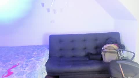 Snapshot of dixmel chatting on 07/19/26, 01:26 DIXMEL online show from 07/19/26, 01:26