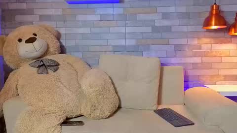 DixyPalmer online show from 06/08/26, 07:03