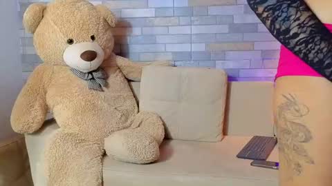 DixyPalmer online show from 06/14/26, 07:05