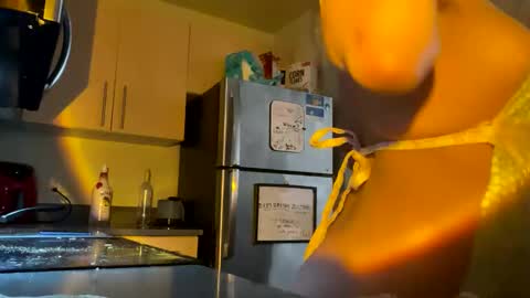 dizzinsweatyy online show from 03/05/25, 08:32