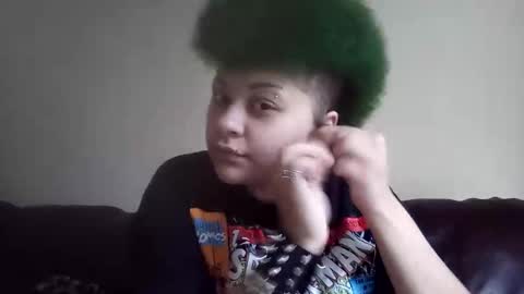 dizzinsweatyy online show from 12/21/25, 08:49