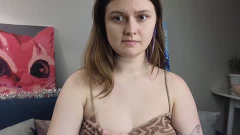 Alise I  online show from 01/14/25, 09:41