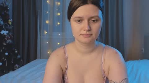 Alise I  online show from 02/04/25, 05:01