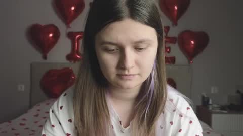 Alise I  online show from 02/09/25, 05:22