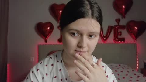 Alise I  online show from 02/11/25, 04:24