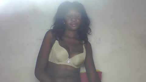 Snapshot of djamellah chatting on 04/01/26, 12:33 djamellah online show from 04/01/26, 12:33