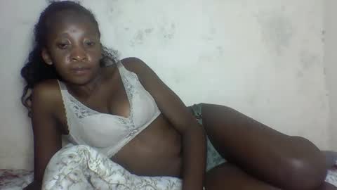 Snapshot of djamellah chatting on 04/07/26, 07:03 djamellah online show from 04/07/26, 07:03