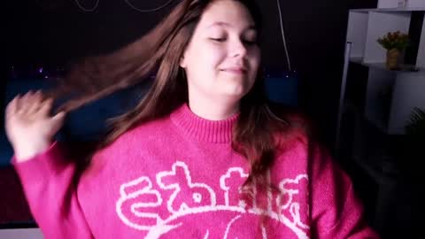 Snapshot of djennapalme chatting on 01/04/25, 01:10 Jenia online show from 01/04/25, 01:10