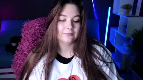 Snapshot of djennapalme chatting on 01/15/25, 04:25 Jenia online show from 01/15/25, 04:25