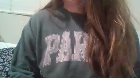 SNEAKYLNK online show from 12/05/25, 08:23