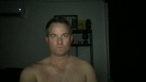 Snapshot of djswpyv chatting on 10/01/25, 02:17 TriflinYoBitch online show from 10/01/25, 02:17