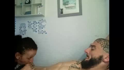 Snapshot of dk1017 chatting on 12/15/25, 08:51 dk1017 online show from 12/15/25, 08:51