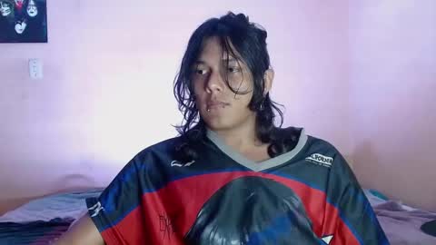 Snapshot of dk_204 chatting on 11/23/25, 06:46 daiki sx online show from 11/23/25, 06:46