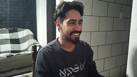 Snapshot of dmacedo96 chatting on 10/27/25, 02:15 AmigodotadoZL online show from 10/27/25, 02:15