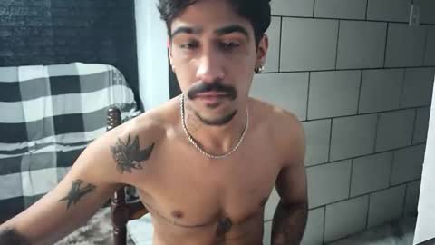 Snapshot of dmacedo96 chatting on 11/02/25, 02:25 AmigodotadoZL online show from 11/02/25, 02:25