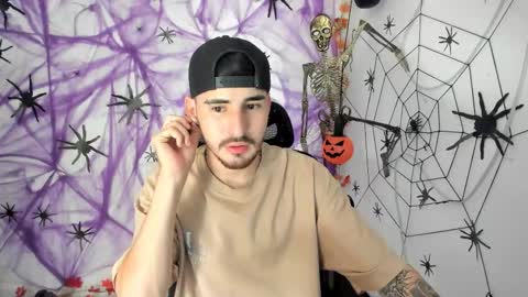 Snapshot of dmitrisanders1 chatting on 09/28/25, 07:41 Maybe in pvt online show from 09/28/25, 07:41