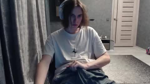 Snapshot of dmitriy250 chatting on 10/25/25, 05:40 dmitriy250 online show from 10/25/25, 05:40