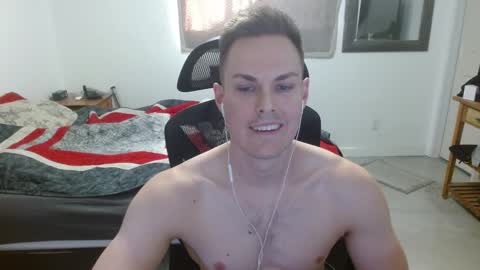 Snapshot of dmoney212 chatting on 01/12/25, 11:47 dmoney212 online show from 01/12/25, 11:47