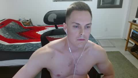 Snapshot of dmoney212 chatting on 09/10/25, 03:28 dmoney212 online show from 09/10/25, 03:28