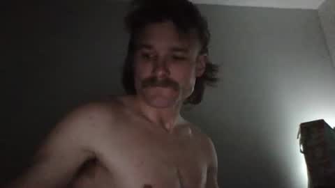 Snapshot of dngl264699 chatting on 02/08/25, 09:03 ImperviousAnchored online show from 02/08/25, 09:03