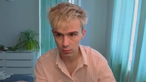 Robert online show from 06/13/26, 08:56