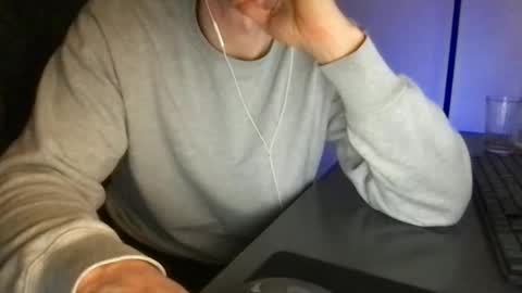 doctor_luv_69 online show from 05/27/26, 08:06