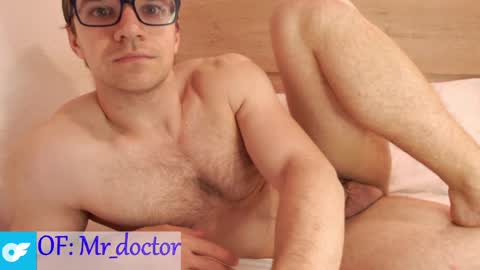 Snapshot of doctors_best_ chatting on 05/15/26, 11:23 doctors best online show from 05/15/26, 11:23
