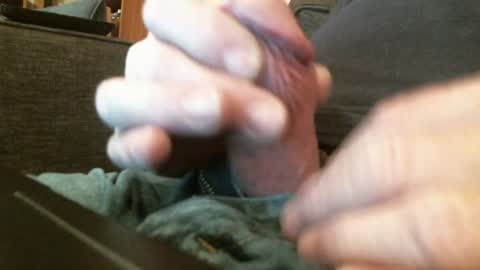 Snapshot of docwanker chatting on 12/16/24, 05:27 Doc online show from 12/16/24, 05:27