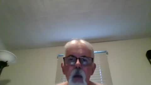 playful online show from 08/01/26, 09:25