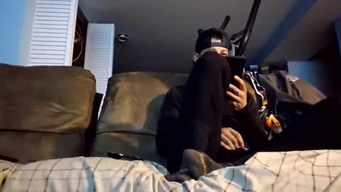 Snapshot of dogbone999081 chatting on 10/20/25, 09:21 dogbone999081 online show from 10/20/25, 09:21