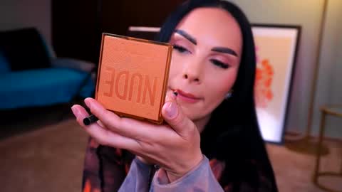 Monica online show from 03/07/25, 10:35
