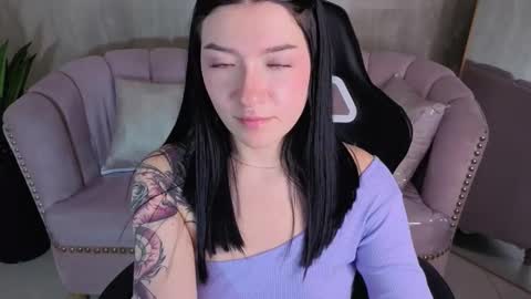 dolcex_a online show from 10/17/25, 10:12