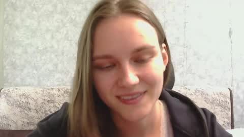 Snapshot of dolcezza_ chatting on 06/03/26, 02:33 dolcezza_ online show from 06/03/26, 02:33
