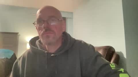 Snapshot of dolins chatting on 03/16/26, 05:44 dolins online show from 03/16/26, 05:44