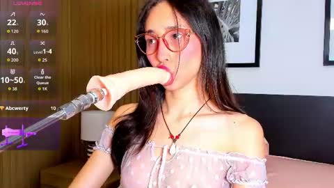 Bella  online show from 06/10/26, 07:57
