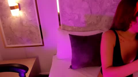 D  online show from 11/20/25, 02:34