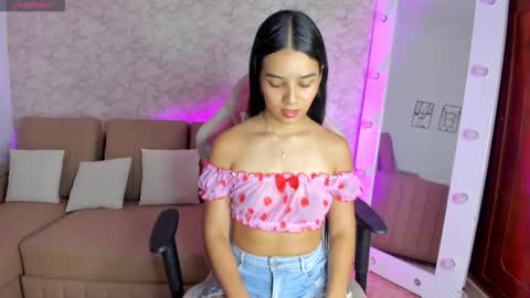 doll_kata online show from 10/08/25, 12:03