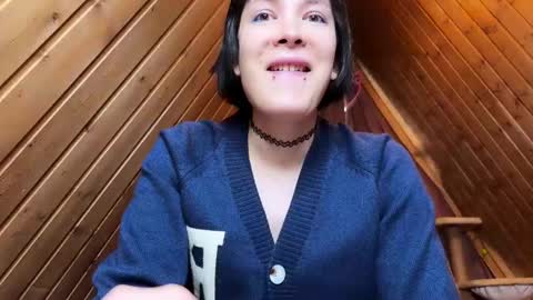 Kira online show from 12/03/24, 12:49