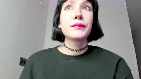 Kira online show from 01/31/25, 02:17