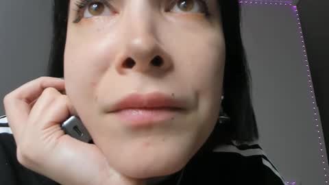 Kira online show from 02/15/25, 10:31