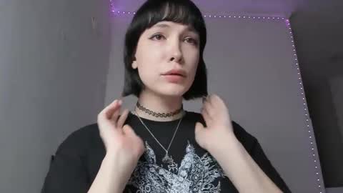 Kira online show from 03/02/25, 03:37