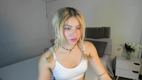 doll_oriana online show from 09/25/25, 08:01