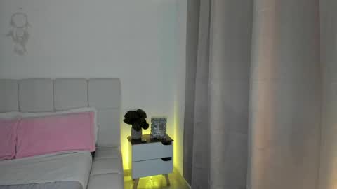 doll_oriana online show from 05/02/26, 11:10