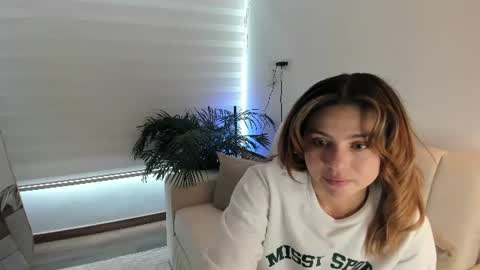 doll_oriana online show from 07/24/26, 07:23