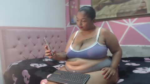 Snapshot of doll_rihana chatting on 04/23/26, 08:11 doll rihana online show from 04/23/26, 08:11